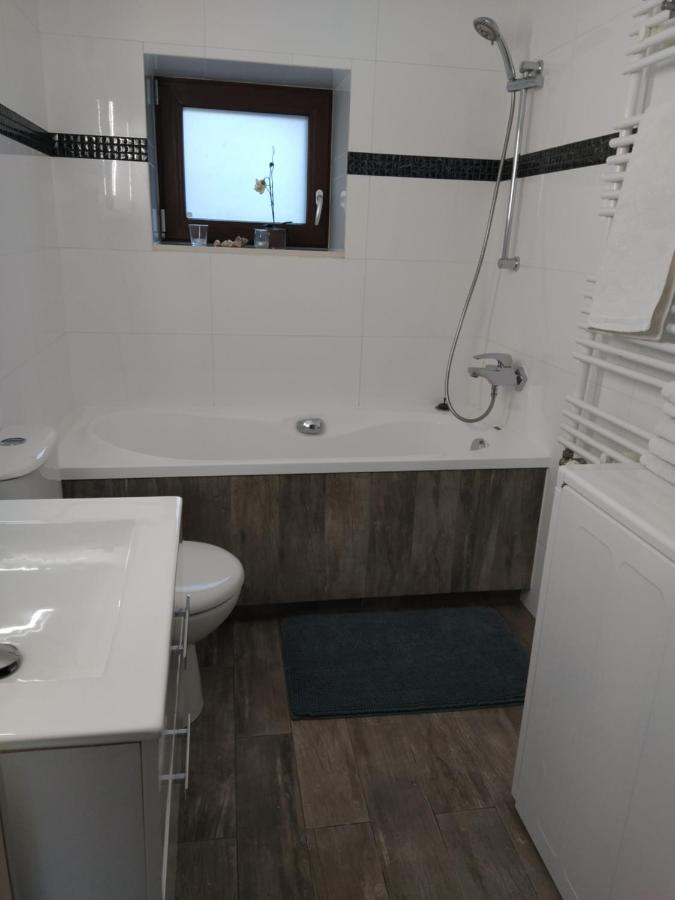 גדינייה Apartament Z Tarasem מראה חיצוני תמונה